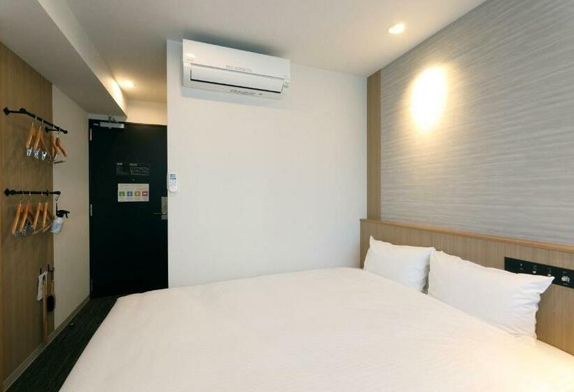 标准间, At Inn  Toyotashi Eki