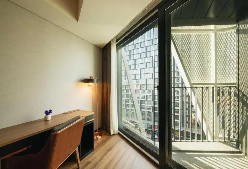 キングサイズベッドのデラックスルーム, Mercure Ambassador Seoul Hongdae