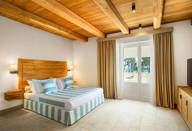 غرفة ديلوكس مطلّة علي البحر مزوَّدة بشُرفة, San Michele Relais & Spa