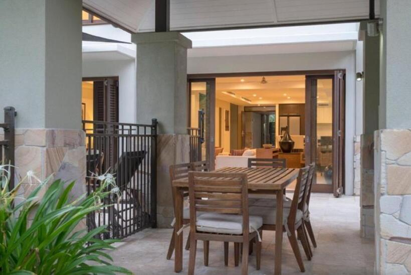 ３ベッドルームのデラックスビラ, Luxury Apartments At Temple Resort And Spa Port Douglas