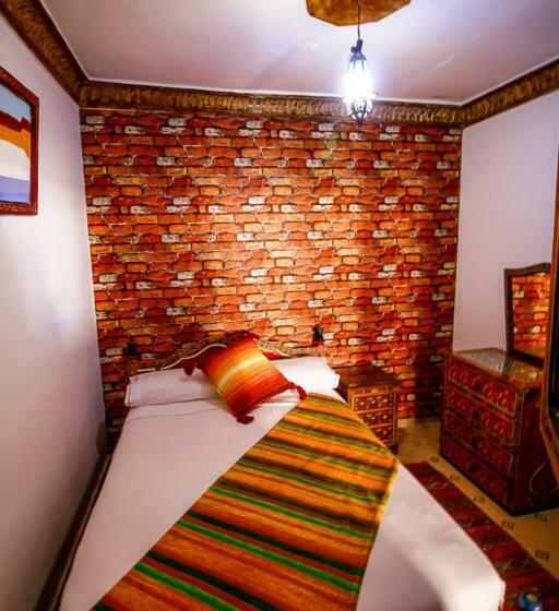 استودیوی استاندارد, Blue City