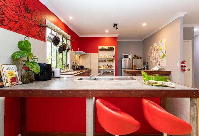 이코노미 룸, Kitesurf 1770 Beach House