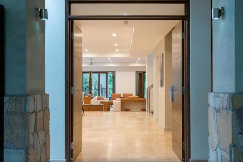 Вилла Deluxe 3 Спальни, Luxury Apartments At Temple Resort And Spa Port Douglas