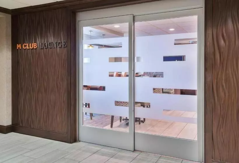 キングサイズベッドのクラブルーム, Austin Marriott North