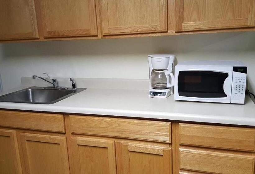 جناح عائلي, Borealis Inn