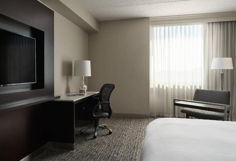 غرفة إدارية سرير كينج, Cleveland Marriott East
