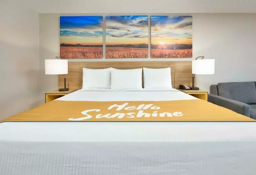 キングサイズベッドのスタンダードルーム, Days Inn By Wyndham Tunica Resorts