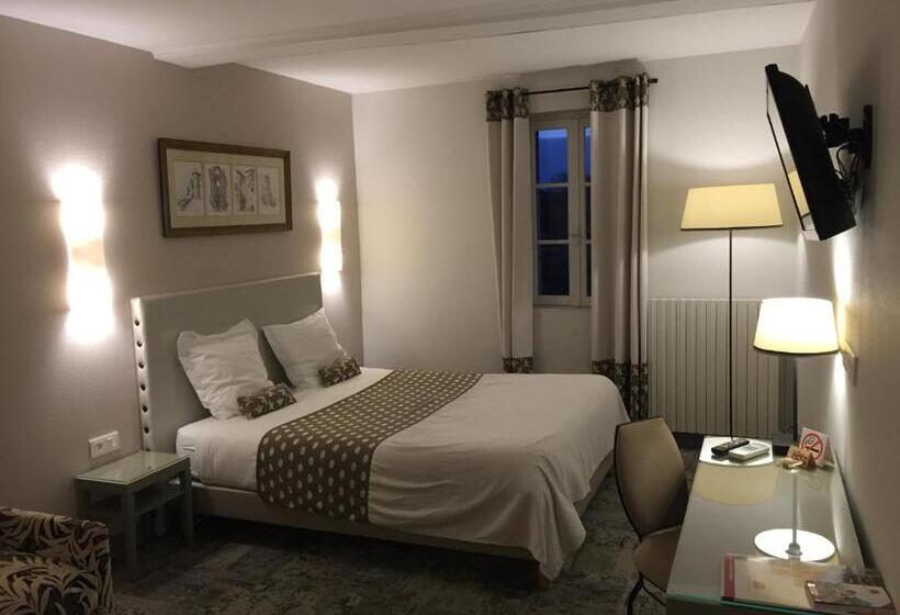 חדר משפחתי, Du Pont Vieux