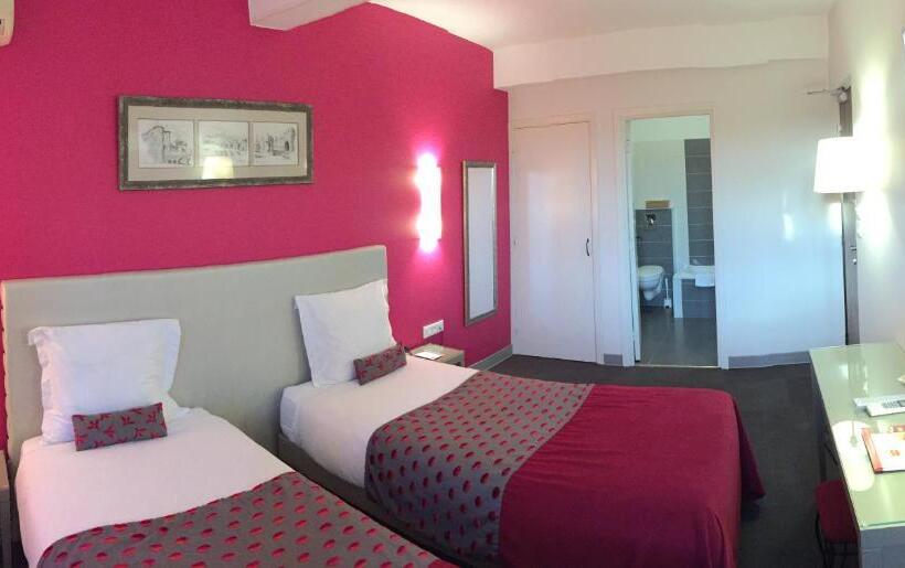 חדר יוקרתי, Du Pont Vieux