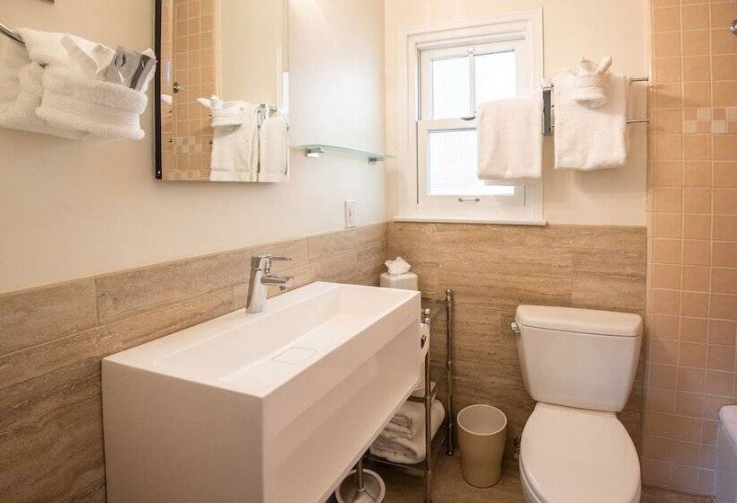 Студия Deluxe, Harbor House Inn