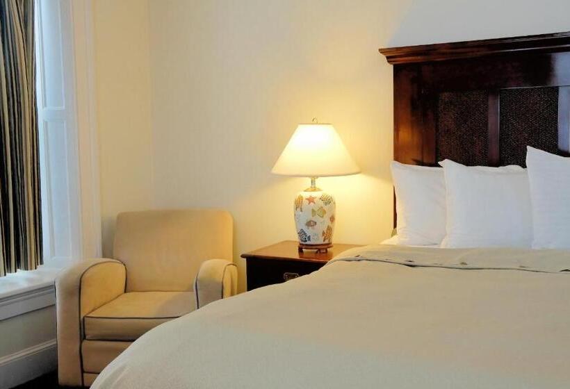 キングサイズベッドのデラックスルーム, Jailhouse Inn