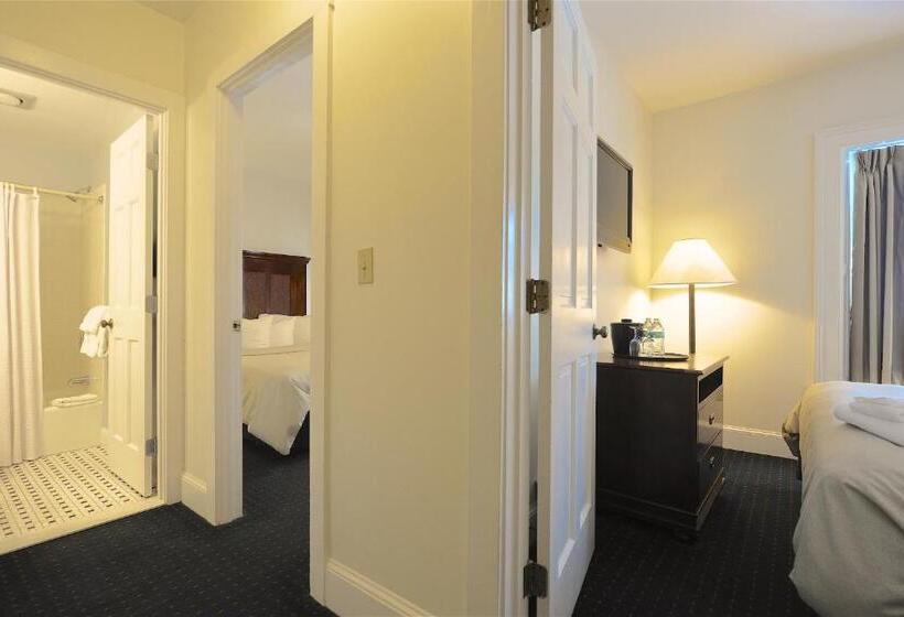 スーペリアールーム, Jailhouse Inn