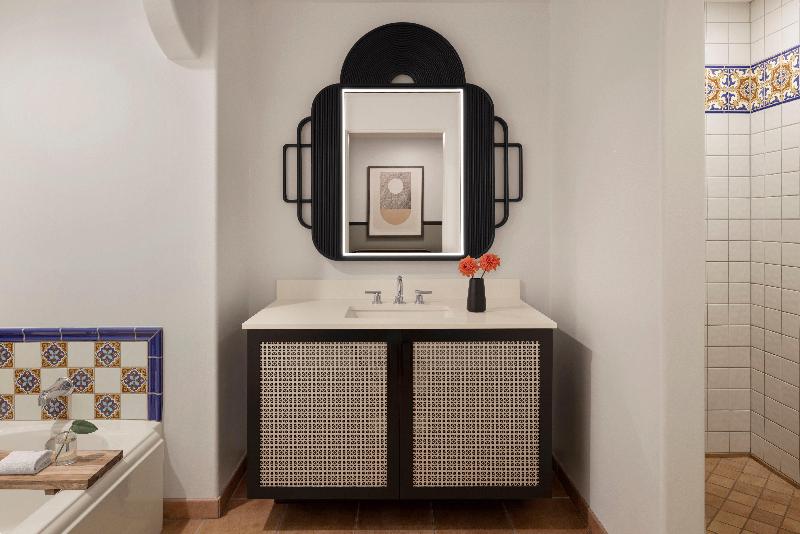 جناح, Kimpton Canary Hotel, An Ihg