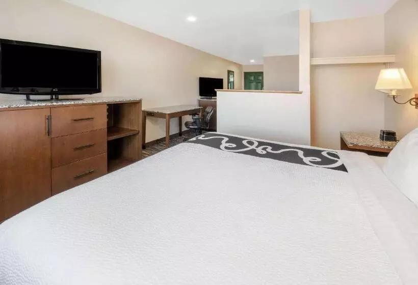 اتاق لوکس با تخت بزرگ, La Quinta By Wyndham Belgrade   Bozeman Airport