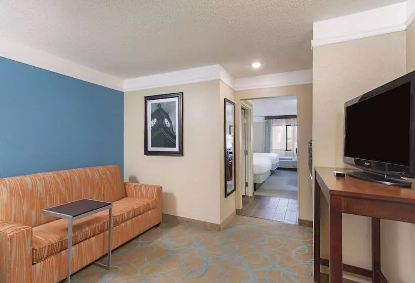 デラックスルーム, La Quinta By Wyndham Elizabethtown