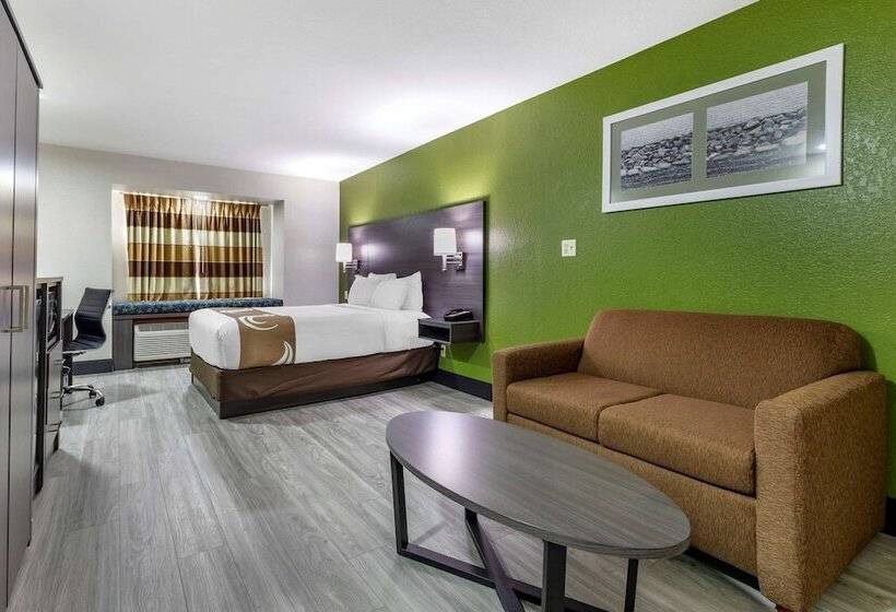 جناح, Quality Inn & Suites Longview I20
