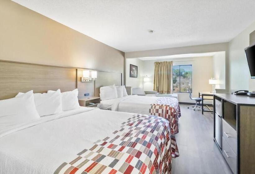 غرفة ديلوكس, Red Roof Inn & Suites Fayetteville  Fort Bragg