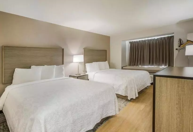 デラックスルーム, Red Roof Inn Plus+ & Suites Savannah – I 95