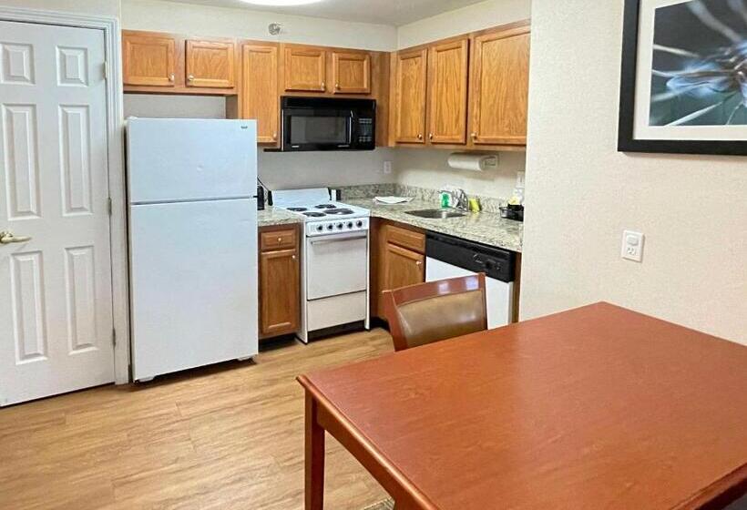 جناح ديلوكس, Smart Suites, Ascend Hotel Collection