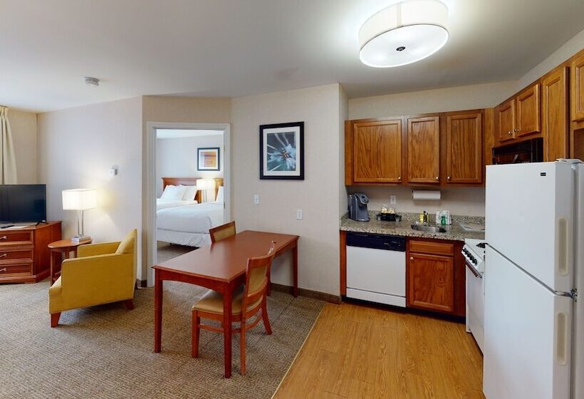 Люкс, Smart Suites, Ascend Hotel Collection