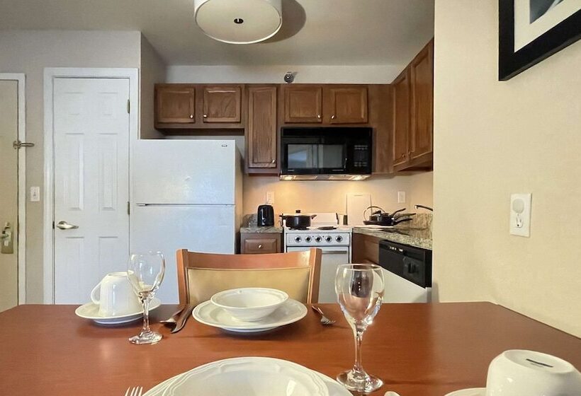 جناح لذوى الاحتياجات الخاصة, Smart Suites, Ascend Hotel Collection