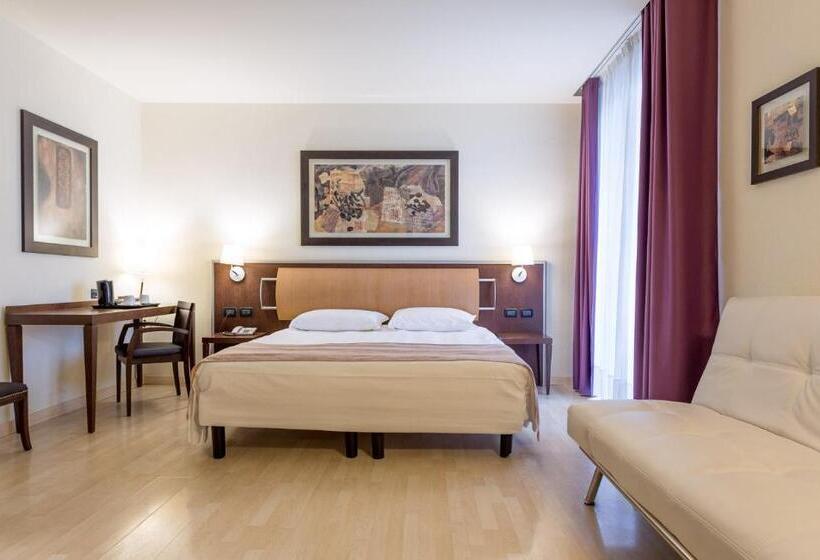 اتاق استاندارد, Stadio