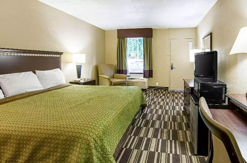 キングサイズベッドのスタンダードルーム, Travel Inn Bristol Near State Street