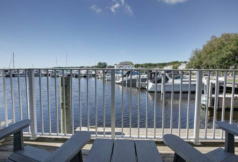 豪华湖景房, Weathervane Inn