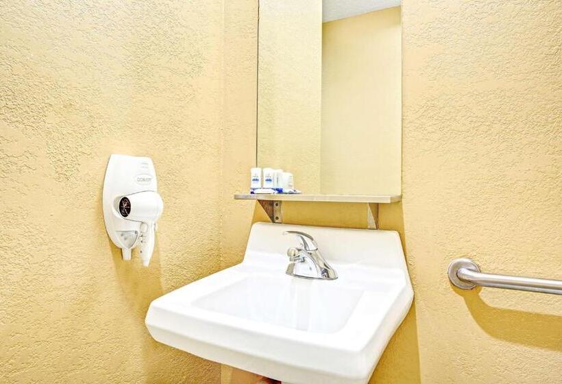 장애인을 위한 스탠다드 룸, Microtel Inn & Suites Newport News