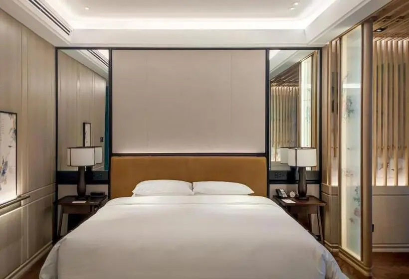 キングサイズベッドのデラックスルーム, Park Hyatt Suzhou