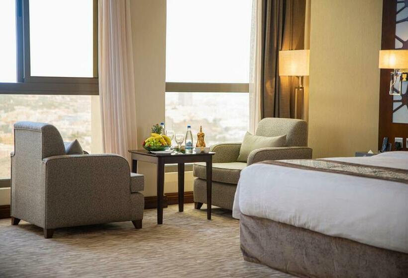 غرفة سوبيريور سرير كينج, Sarwat Park