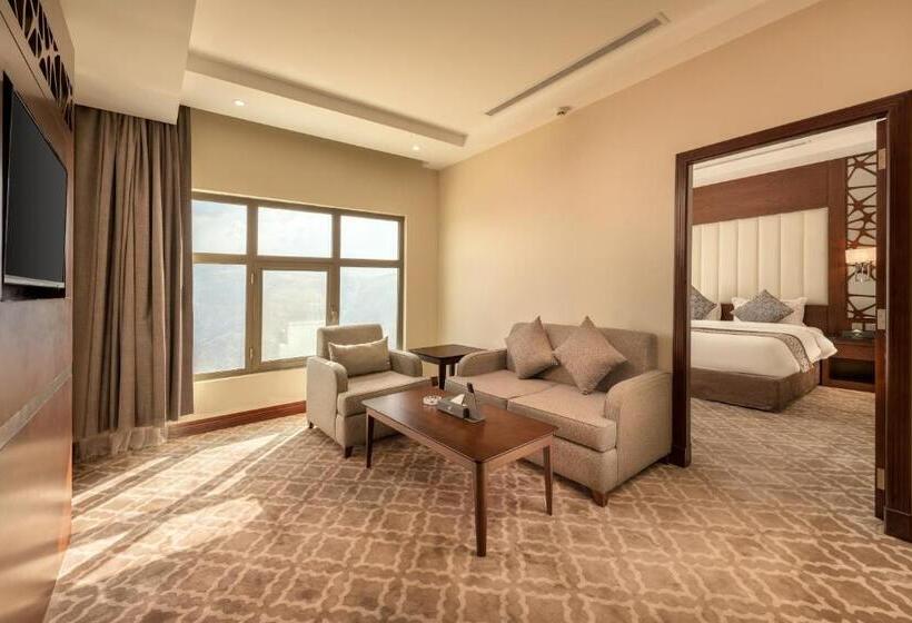 إستوديو قياسى, Sarwat Park