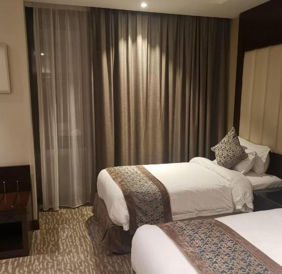 جناح عائلي, Sarwat Park