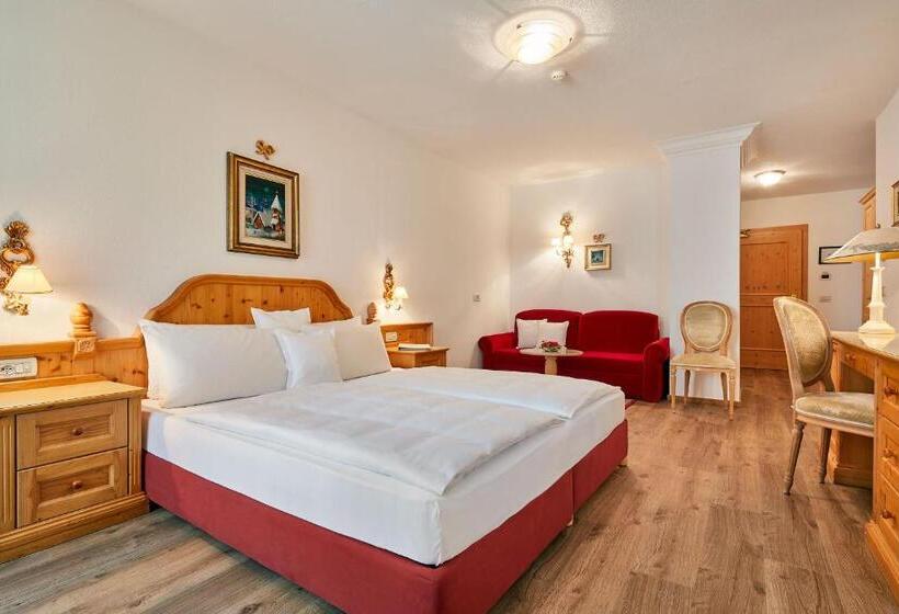 スタンダードルーム, Table