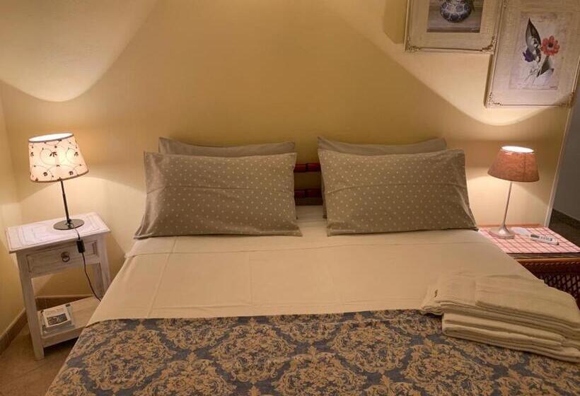 شقة غرفة واحدة مطلة على البحر, Affittacamere Le Terrazze