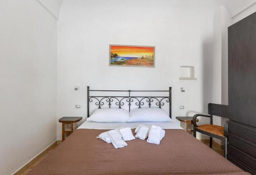 Quarto Triplo Estandar, B&b Mariano