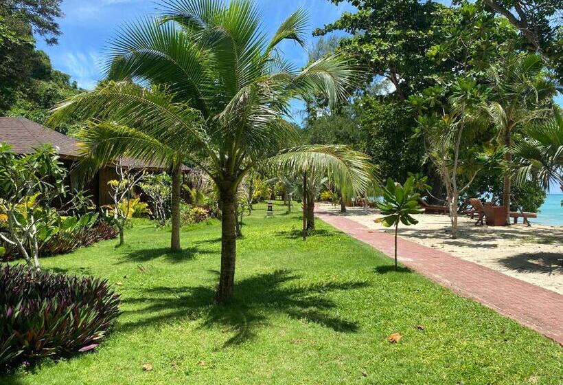 Superior bungalow with sea view, Mali Kradan