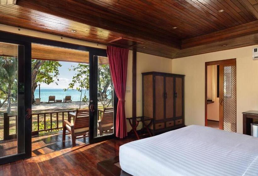 Superior bungalow with sea view, Mali Kradan