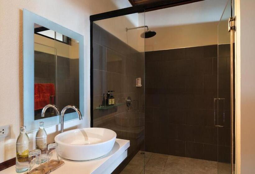 סוויטה נוף לים, Mali Kradan