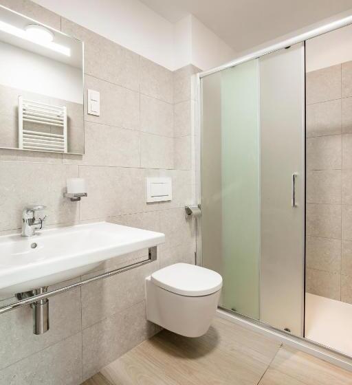 标准间, Penzión Jesenský