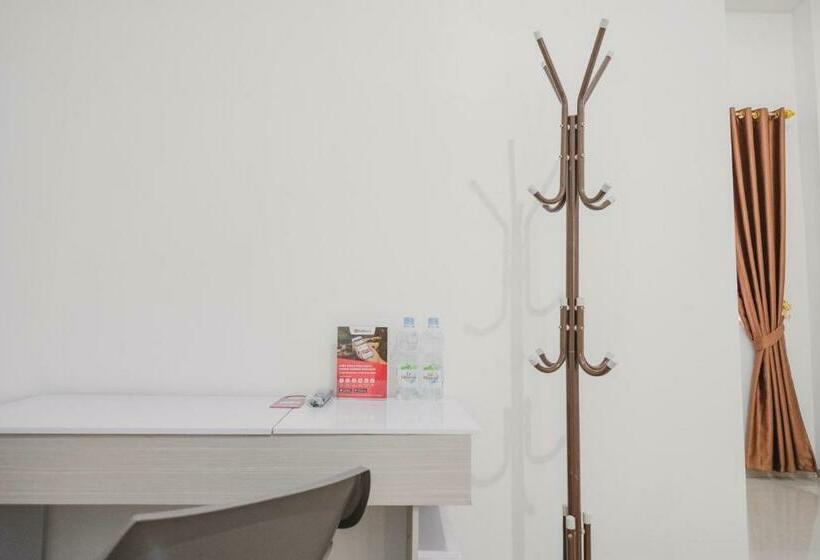 스탠다드 룸, Reddoorz Syariah Near Arafah Hospital Jambi