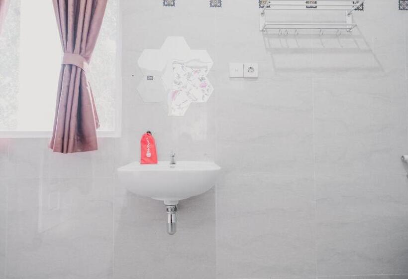 스탠다드 룸, Reddoorz Syariah Near Arafah Hospital Jambi