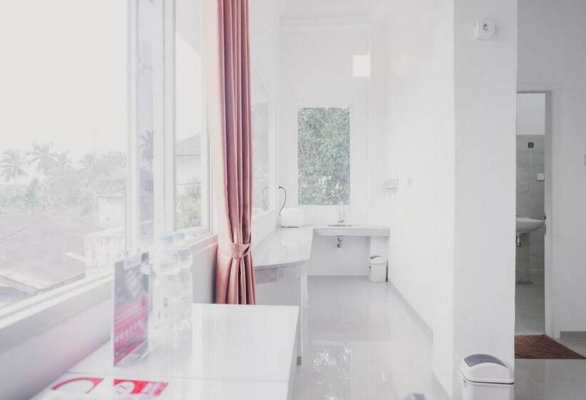 스탠다드 룸, Reddoorz Syariah Near Arafah Hospital Jambi