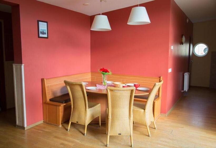 Апартаменты 5 спален, Bungalow 10 Personen