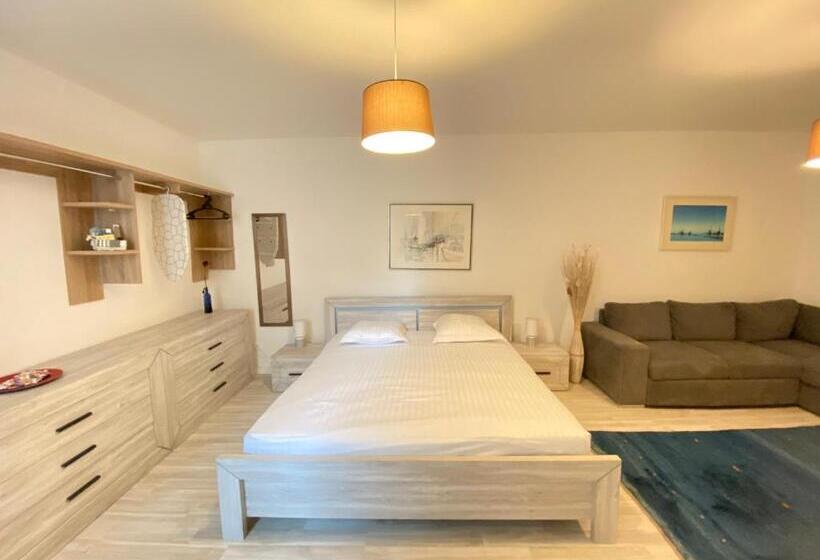 غرفة عائلية, B&b Guest House Du Lac