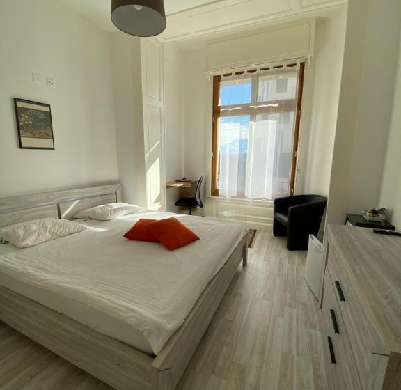 غرفة قياسية مطلة على الجبل, B&b Guest House Du Lac