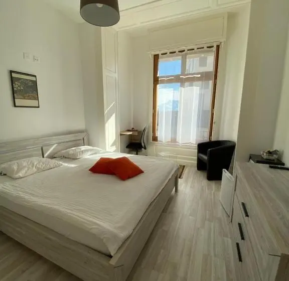 اتاق استاندارد با چشم‌انداز کوهستان, B&b Guest House Du Lac