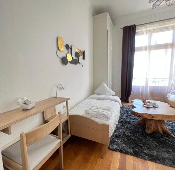 غرفة عائلية, B&b Guest House Du Lac