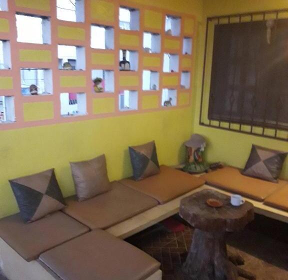 Standardrum, Cancun Guest House 1