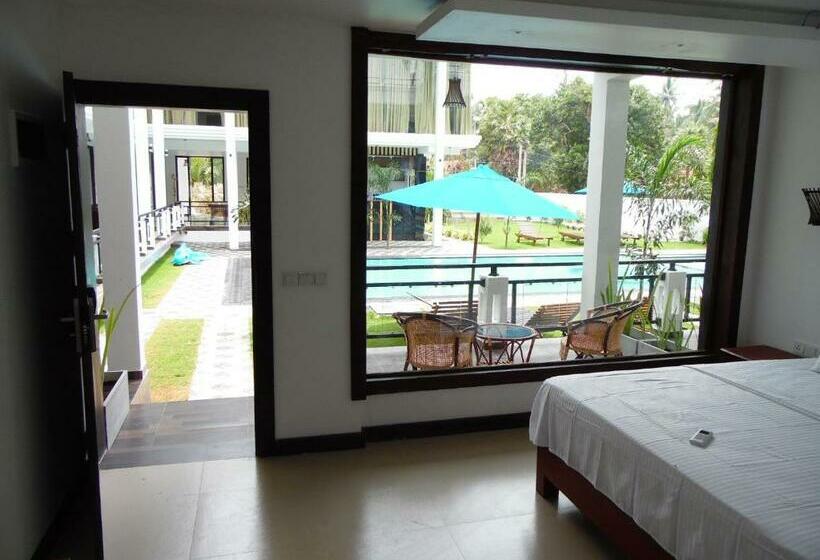 스탠다드 룸 킹사이즈 침대, J7 Villaj Resort